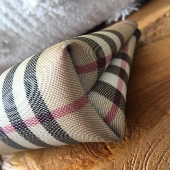 Burberry Nova Check cosmetic bag - Picture 11 of 13